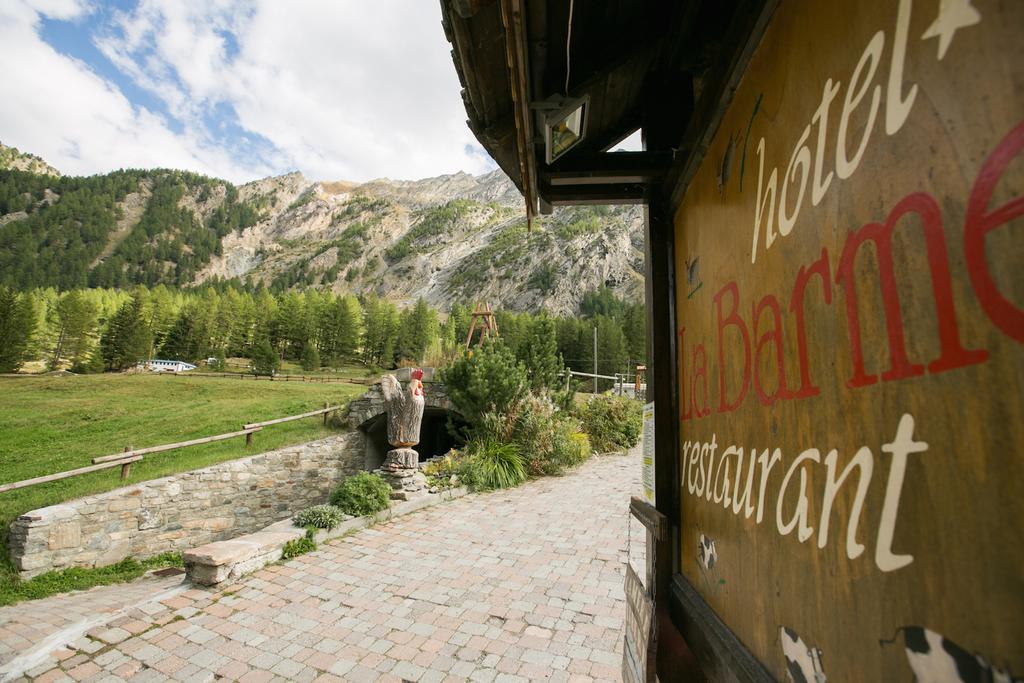 Hotel Restaurant La Barme Cogne Exterior photo